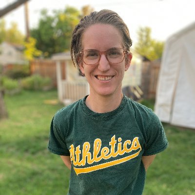 Profile Picture of Abby Simons (@abbysimons) on Twitter