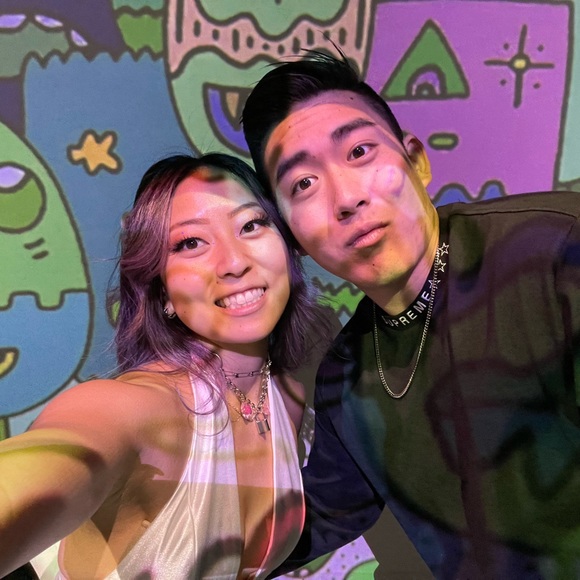 Profile Picture of Taryn Kimura (@tarynkimura) on Poshmark