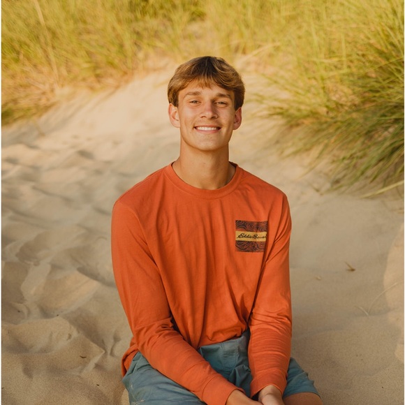 Profile Picture of Adam Bergman (@adambrgmn06) on Poshmark