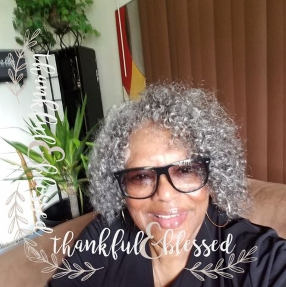 Profile Picture of Jean Macklin (@jem5012xx) on Poshmark