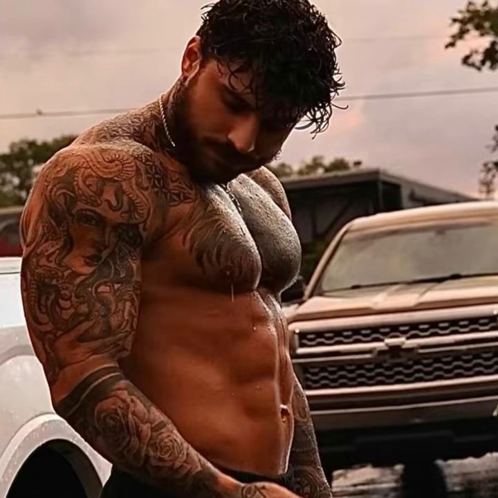 Profile Picture of Eric marK (@jax_baki82) on Tiktok