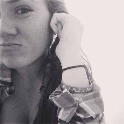 Profile Picture of Haley Cabral (@haley_cabral) on Twitter