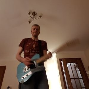 Profile Picture of Chris Syme (@ChrisSyme1977) on Twitter