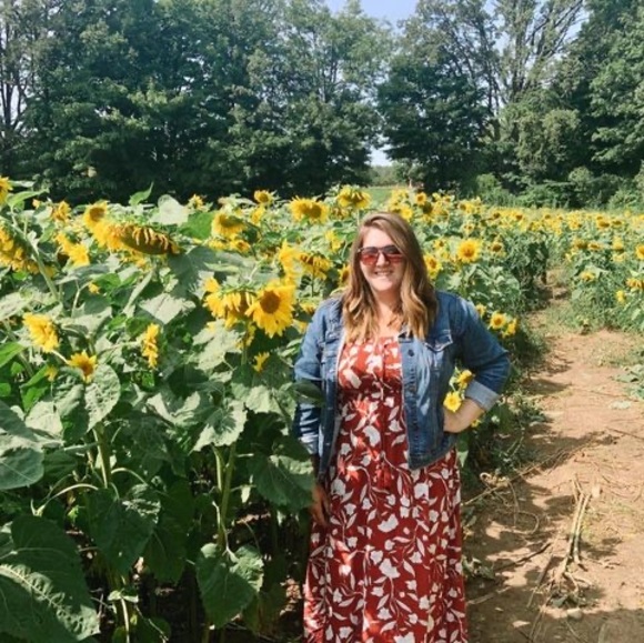 Profile Picture of Bailey Bevan (@bailey_b95) on Poshmark