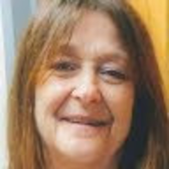 Profile Picture of Terry Kobernick (@kobterry) on Poshmark