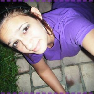 Profile Picture of Abigail Ann (@boysrsohot) on Myspace