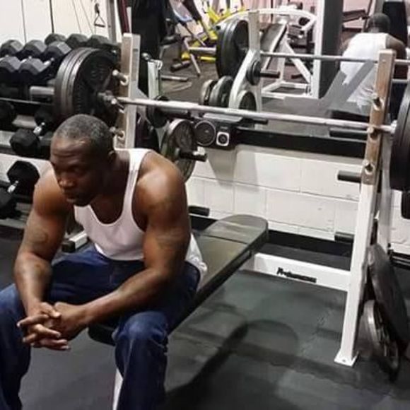 Profile Picture of James Mcknight (@jamesmcknigh640) on Poshmark