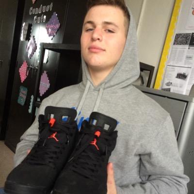 Profile Picture of Jacob Aaron Parrillo (@@jacobboully) on Twitter