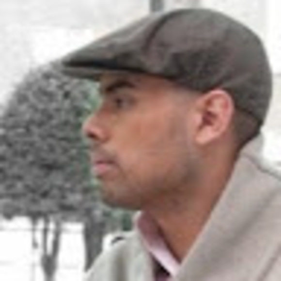 Profile Picture of Danny Tovar (@danieltovar13) on Poshmark