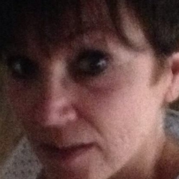 Profile Picture of Paula Sharkey (@psharkey184) on Poshmark