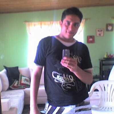 Profile Picture of Jhon Albert Acuña R. (@Jhon0921) on Twitter