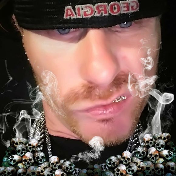 Profile Picture of Thomas Whitley (@secserpents) on Poshmark
