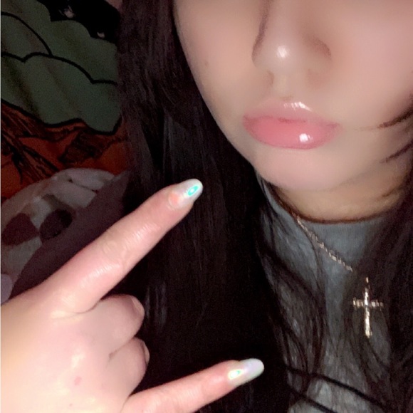 Profile Picture of Destiny Crusinberry (@desicruz4) on Poshmark