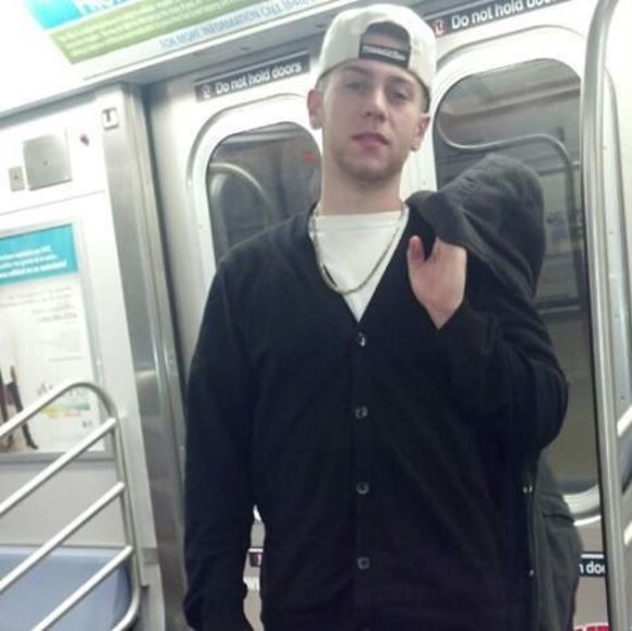 Profile Picture of Danny Donofrio (@dannyman1207) on Poshmark