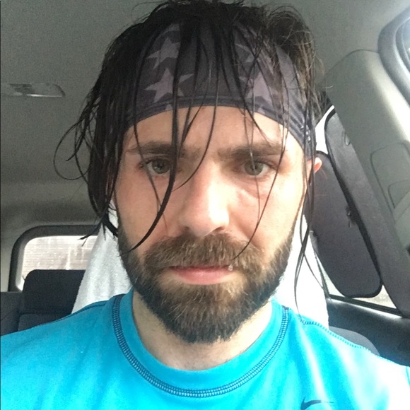 Andy Mokas - Poshmark Profile Picture of Andy Mokas (@andymokas) on Poshmark