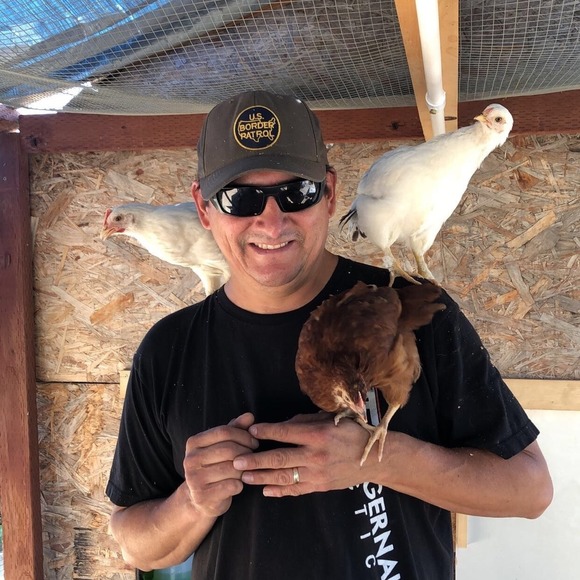 Profile Picture of Joseph Reyes (@jsr_100) on Poshmark