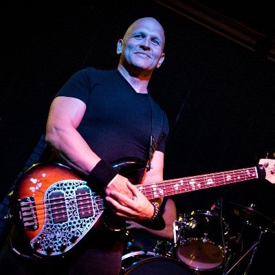 Profile Picture of Danny Knapp (@melonhead_music) on Twitter