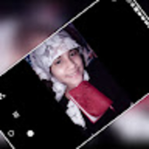 Profile Picture of Ashly Beteta (@ashlybeteta44) on Poshmark