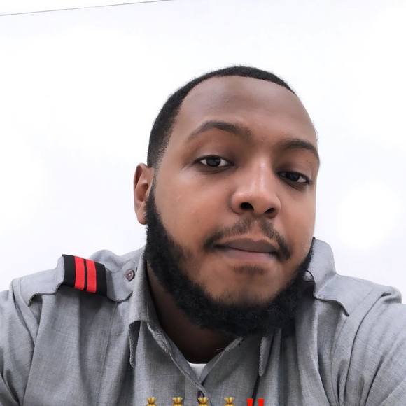 Profile Picture of Abdikarim Barre (@abdikarimadan36) on Poshmark