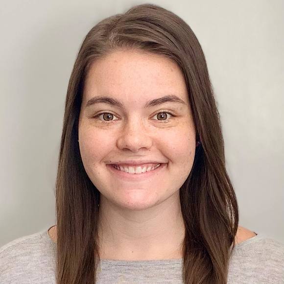 Profile Picture of Brittany Morrone (@bmorrone3) on Poshmark