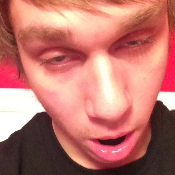 Profile Picture of Winston Parmenter (@winstoner21) on Poshmark
