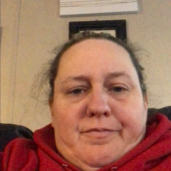 Profile Picture of Christina Soper (@christinasoper) on Poshmark