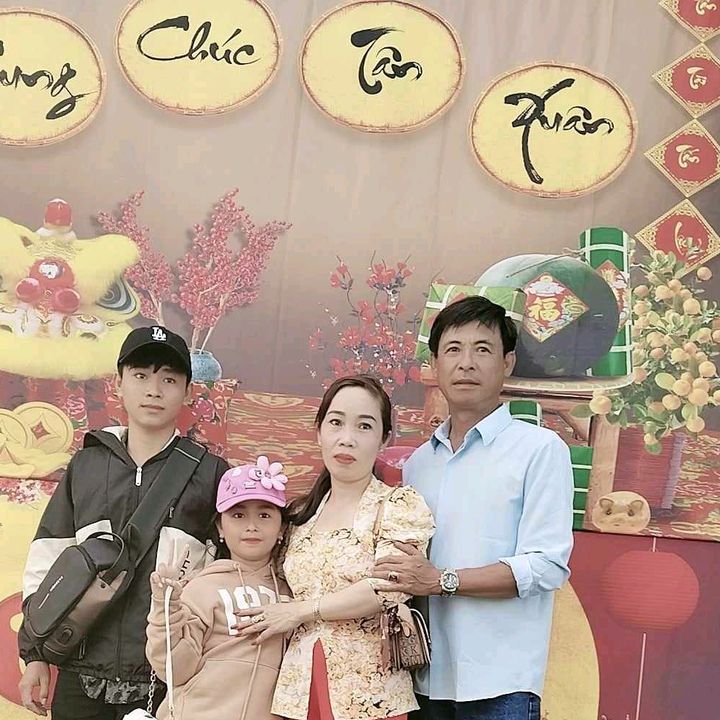 Profile Picture of khoahuynh809 (@khoahuynh809) on Tiktok