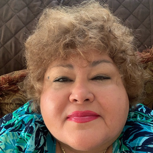 Marian Pedoto - Poshmark Profile Picture of Marian Pedoto (@moonstar666) on Poshmark