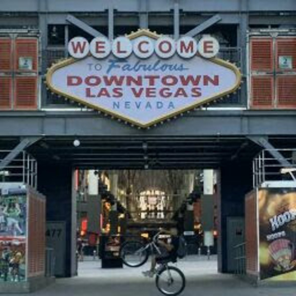 Profile Picture of Jeremy Lutz (@702_jeremy) on Poshmark