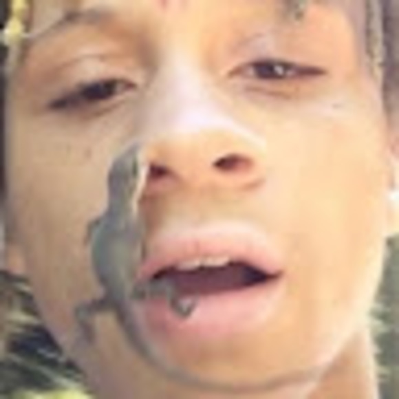 Profile Picture of Macey Toledo (@maceytoledo04) on Poshmark