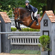 Profile Picture of Emma Kate Greer (@EmmaKateGreer) on Youtube