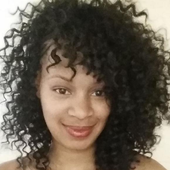 Profile Picture of Angela Kilgore (@angelak779) on Poshmark