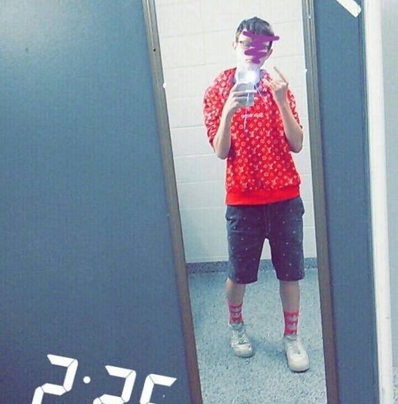 Profile Picture of Devin Gonzales (@devinjgt2004) on Poshmark