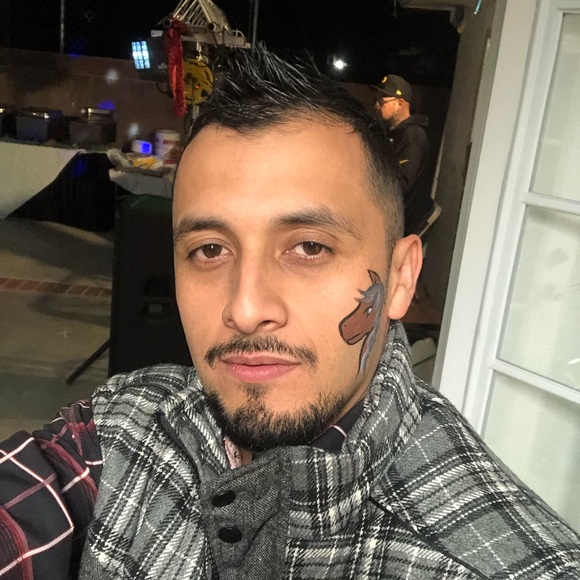 Profile Picture of Juan carlos Alejo (@alejojuan1988) on Poshmark