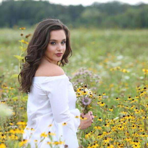 Profile Picture of Madison Wessler (@madisonwessler) on Poshmark