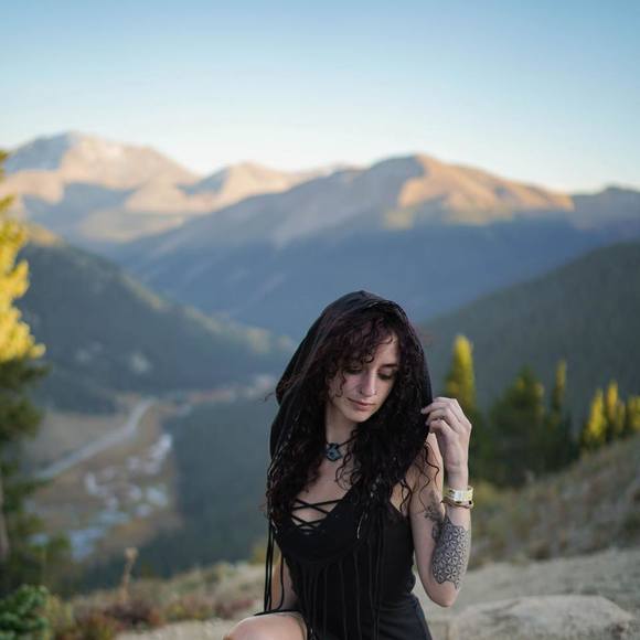 Profile Picture of Miranda Xifo (@greengirlx) on Poshmark