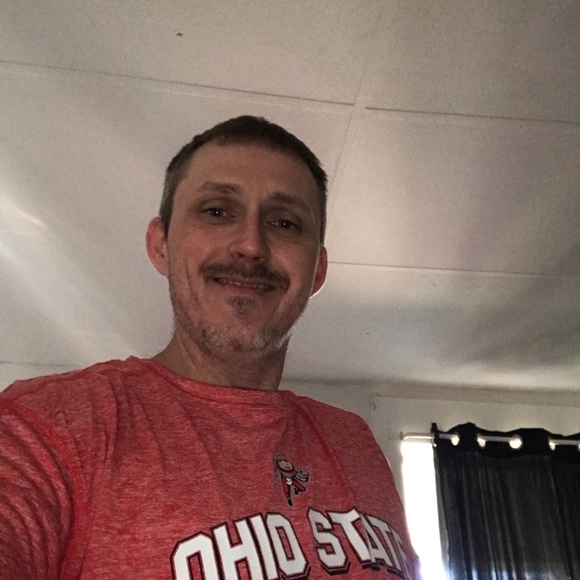 Profile Picture of John Losey (@losey740) on Poshmark