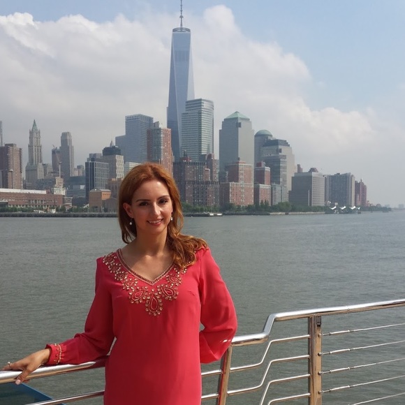 Profile Picture of Gabriela Ionescu (@gabrielasar) on Poshmark