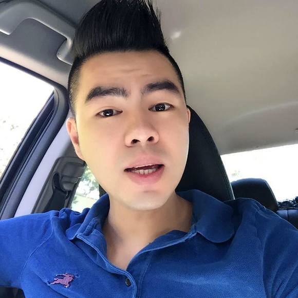 Profile Picture of Neng jian Yang (@yangnengjian727) on Poshmark