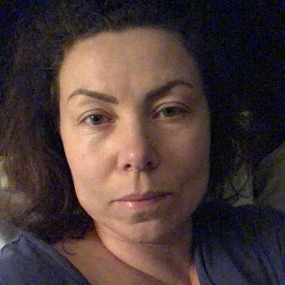 Profile Picture of Jennifer Bradica (@jenniferbradica) on Poshmark