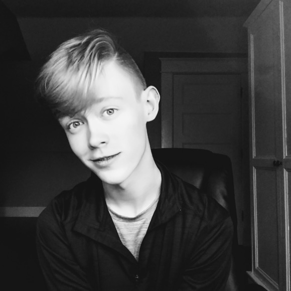 Profile Picture of Benjamin Gibson (@benjamin_gibson) on Poshmark