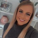 Profile Picture of Amy Farquharson (@amyfarquharson) on Instagram