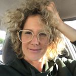 Profile Picture of Julie Thayer (@sundrops5) on Instagram