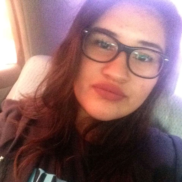Profile Picture of Daniela Roque (@danielaroque) on Poshmark