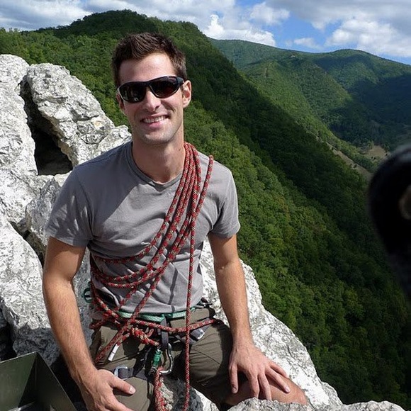 Profile Picture of Rees Keck (@reeskeck) on Poshmark