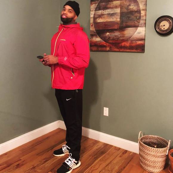Profile Picture of Darin Walker (@darinw1925) on Poshmark