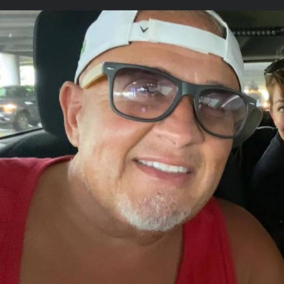 Profile Picture of Peter Sottile (@1pdpie) on Poshmark