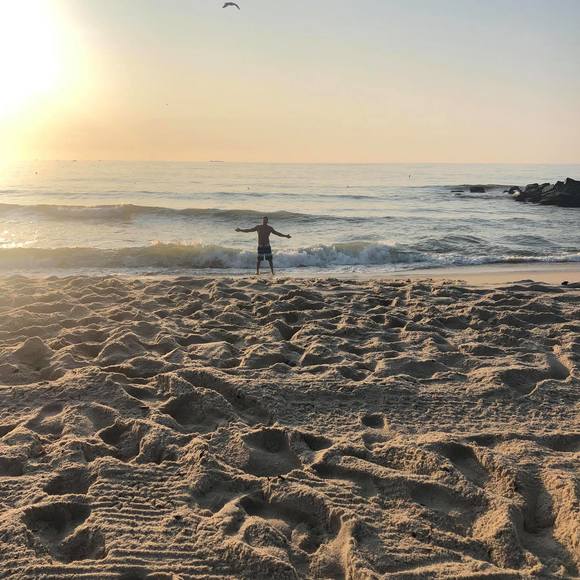 Profile Picture of Mike Mocking (@mikemocking) on Poshmark