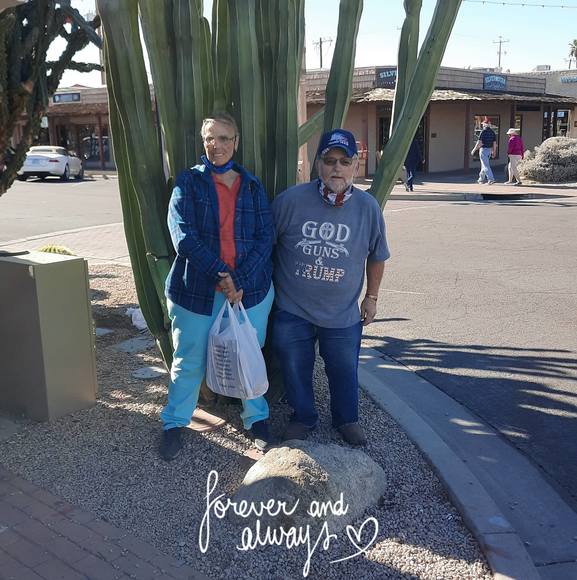 Profile Picture of Donna Wade (@wade5209) on Poshmark