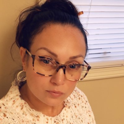 Profile Picture of Ariella (@ariellam55) on Twitter